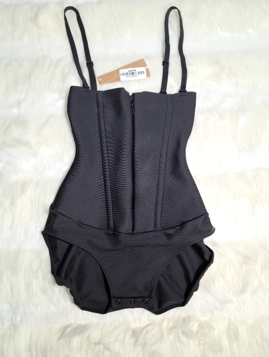 SKIMS Other - SKIMS Body Core Sculpt Waist Cincher Butt Lifting Brief Black Onyx Small NEW